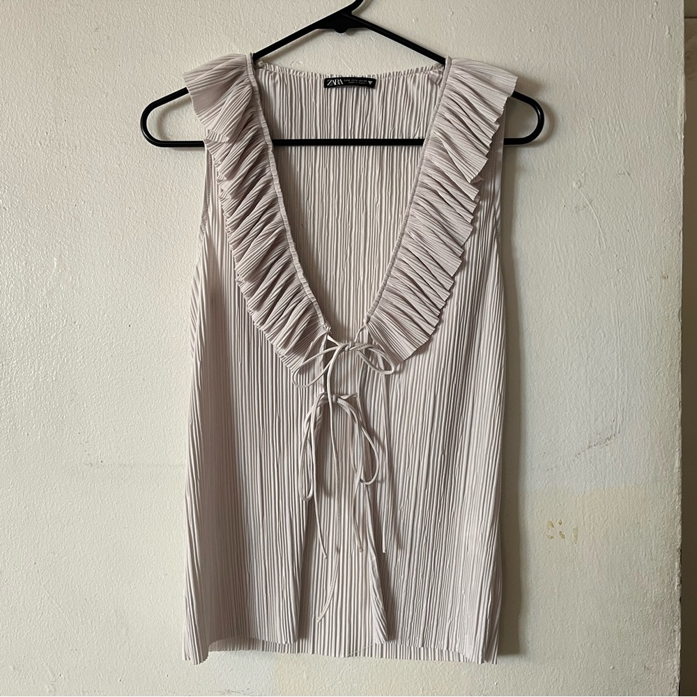 Zara Ruffled Light Gray Vest